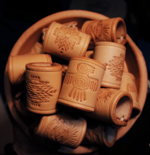 美式 复古纯棉腰果花牛皮方巾扣机车嘻哈潮搭配饰头巾发带丝巾方巾