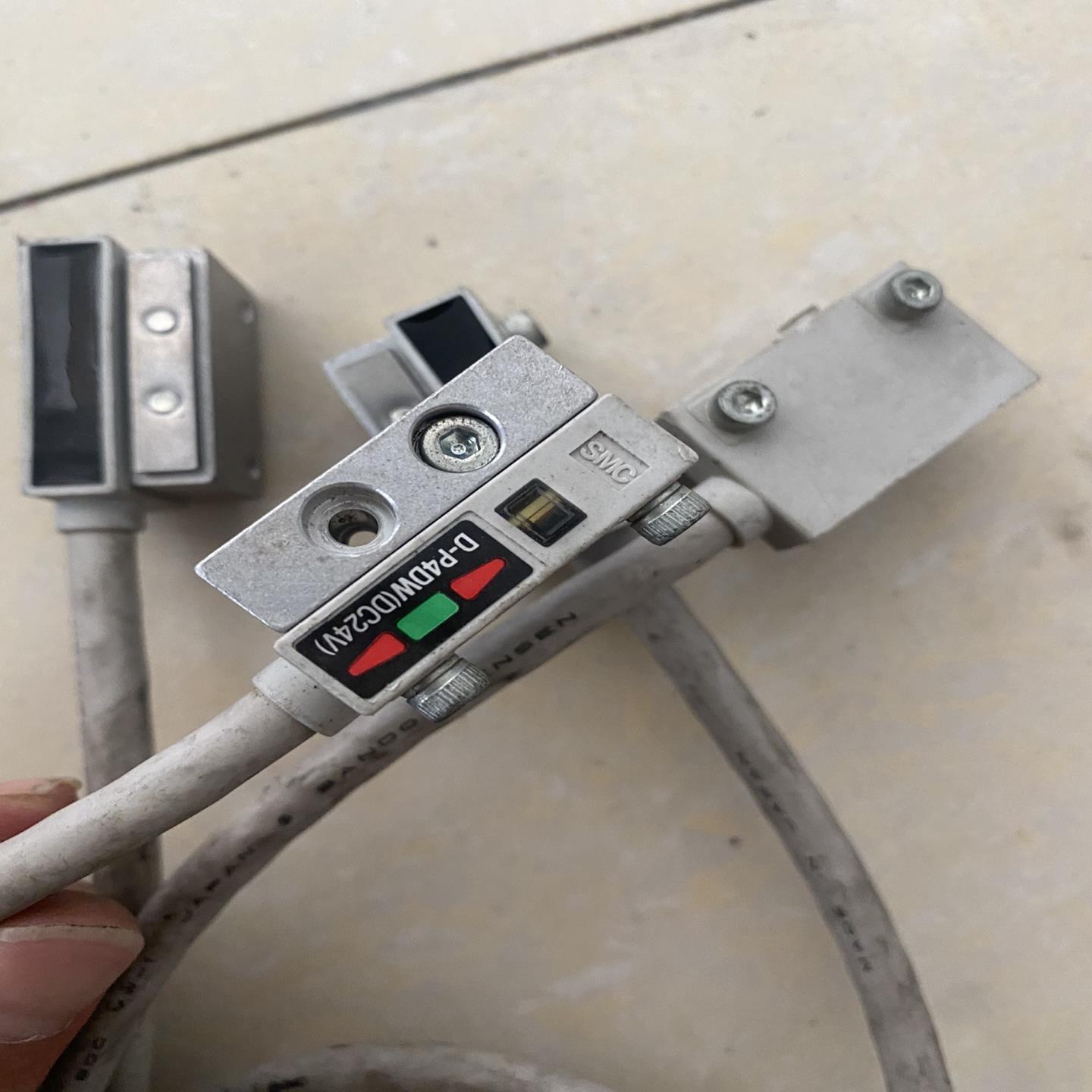 【请询价】SMC感应线 磁性开关 D-P4DWDC24V 线有2