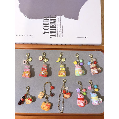 可爱kitty面包拉链扣包包小挂件