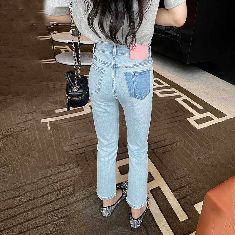 浅蓝色后袋撞色粉标烟管牛仔裤女2024小个子高腰显瘦九分直筒裤子