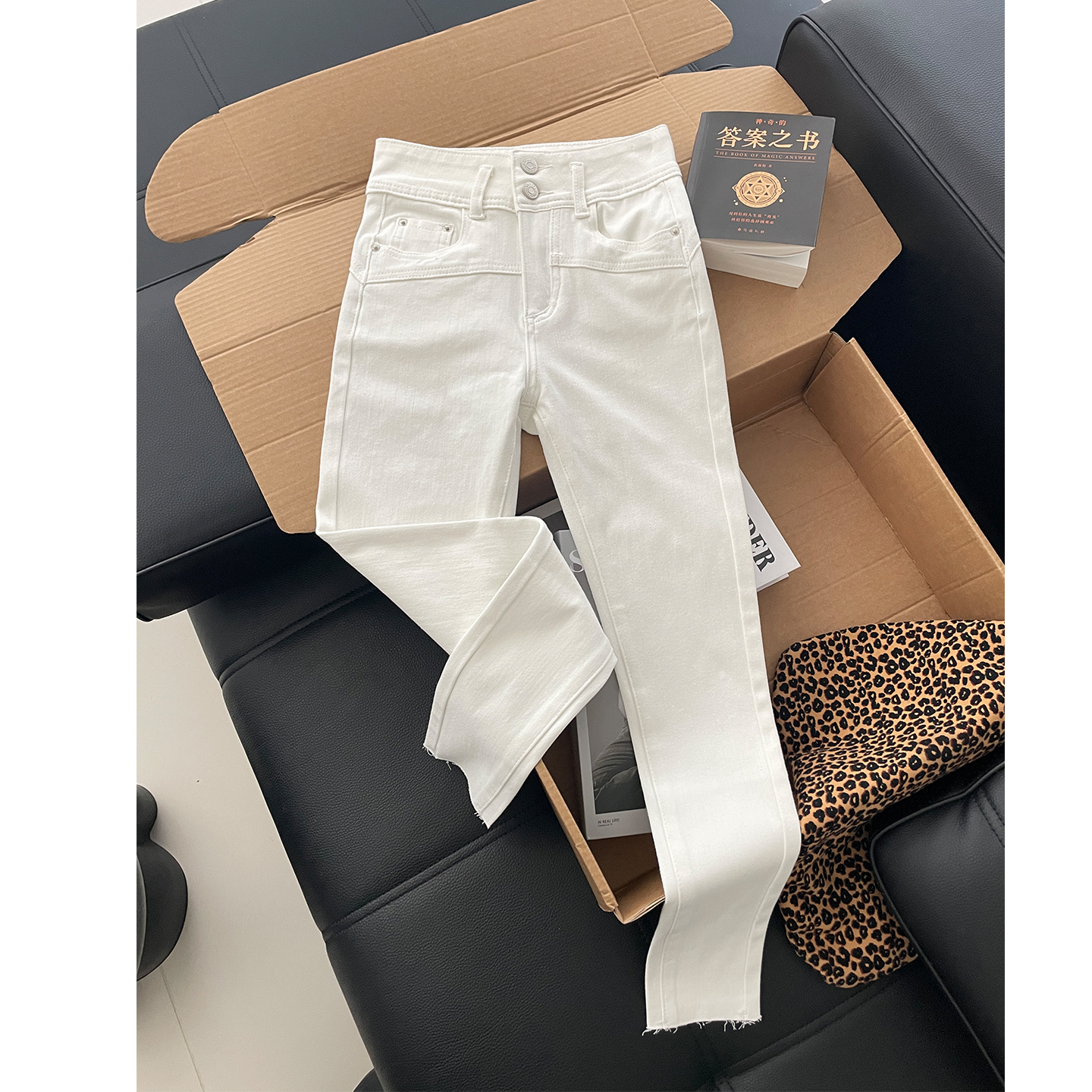 超软白色四面弹小脚牛仔裤女九分