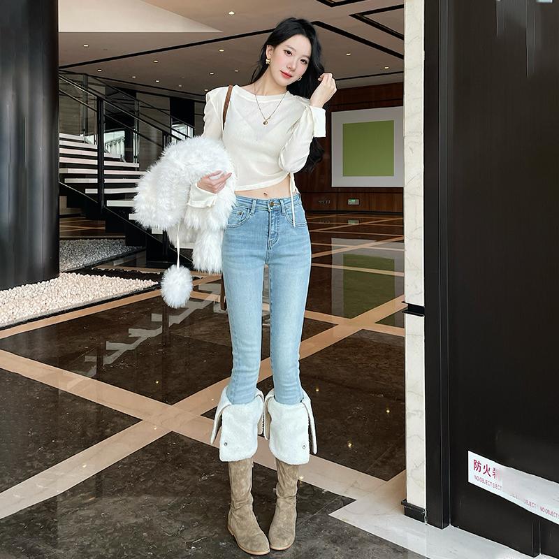 浅蓝色小脚牛仔裤女九分