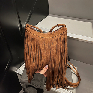 复古流苏小包包女2025新款时尚麂皮绒小方包夏季高级感磨砂斜挎包