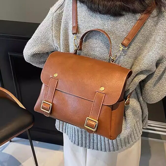 复古英伦风双肩包女2026新款百搭学院风后背包春夏质感多用斜挎包