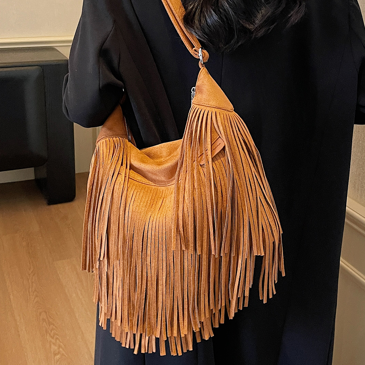 ZATZ复古流苏麂皮绒饺子包