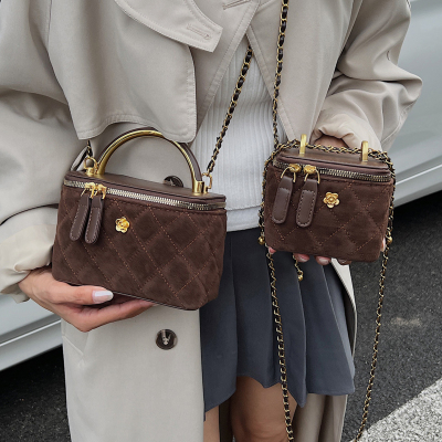 ZATZ菱格链条手拎盒子小方包