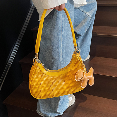 ZATZ小众设计编织纹腋下新月包