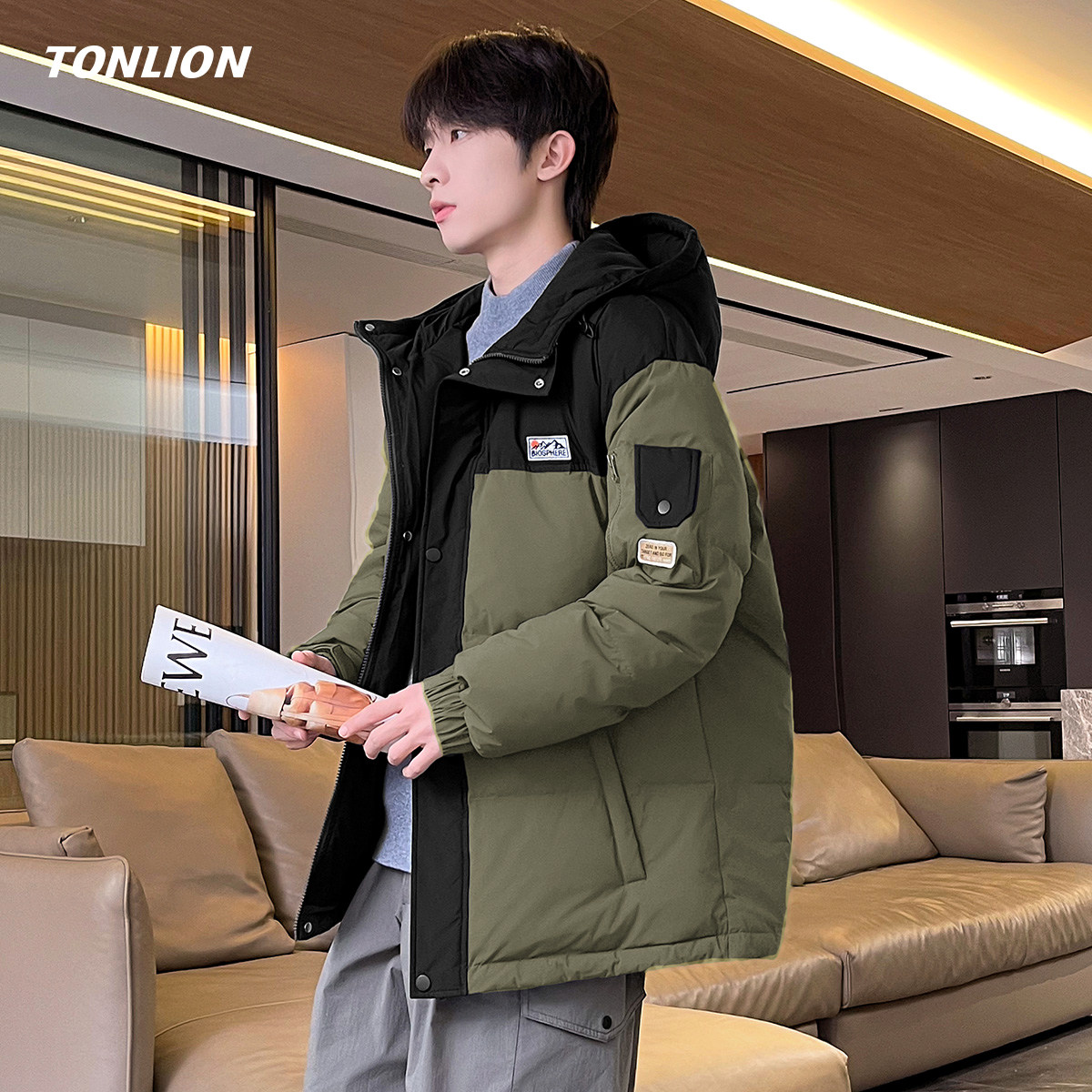 唐狮短款羽绒服男2025冬季新款韩版拼接连帽宽松青少年保暖厚外套