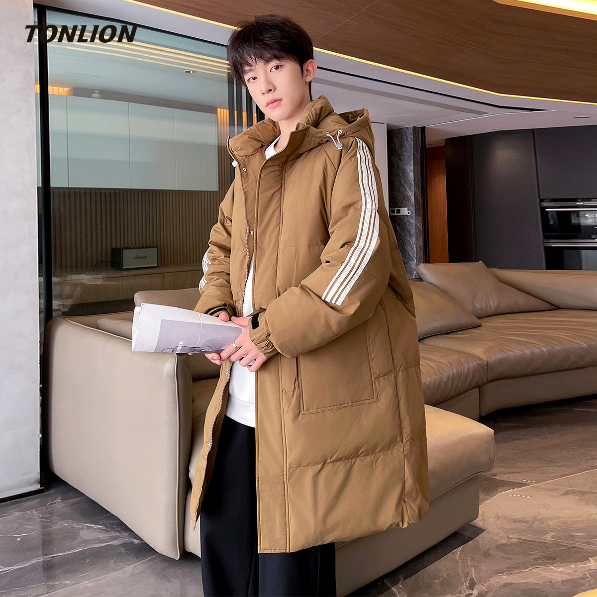 唐狮中长款羽绒服男2025冬季新款条纹宽松连帽青少年加厚保暖外套