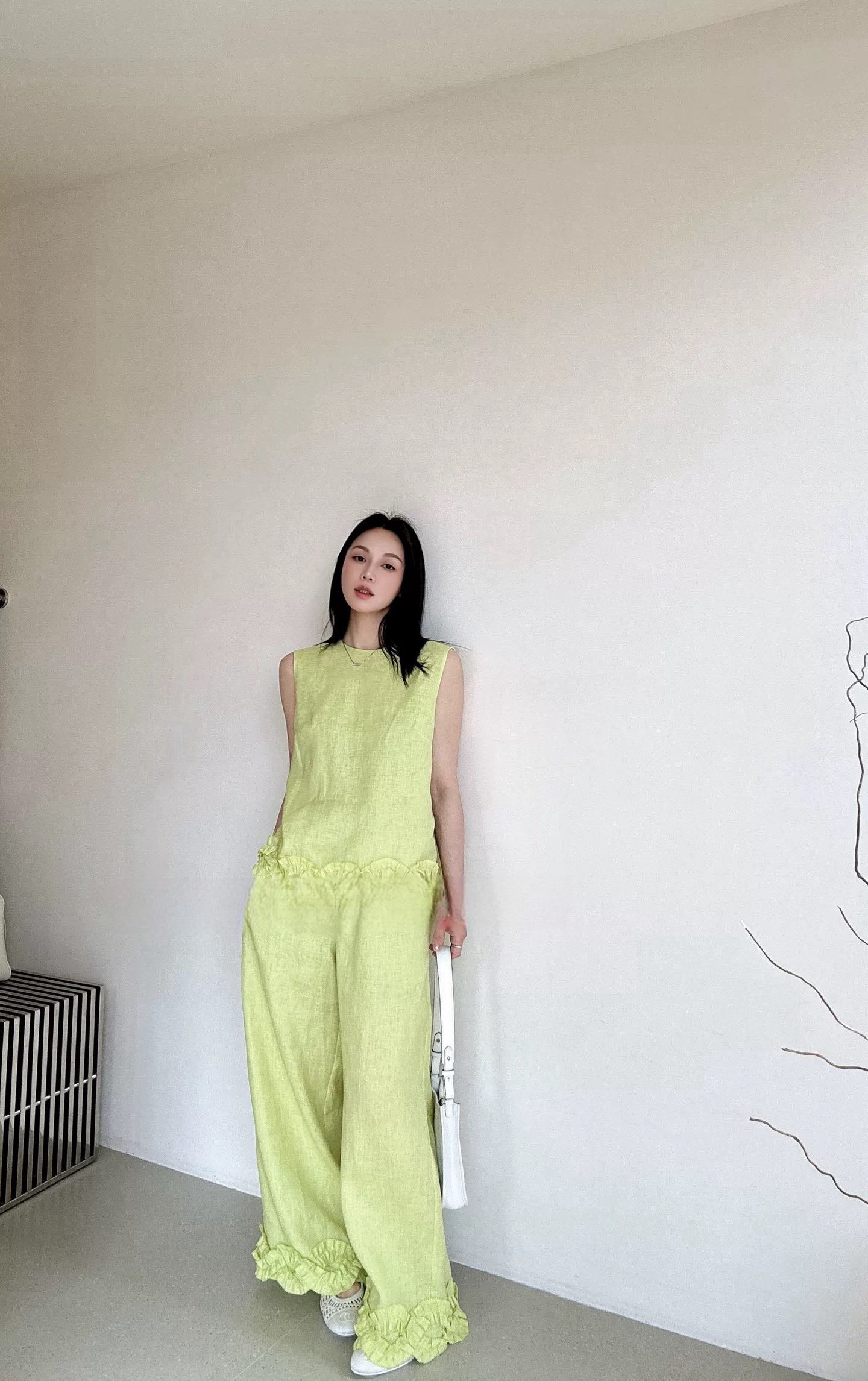 法式木耳边亚麻无袖套装女夏季新款宽松阔腿裤两件套休闲气质穿搭