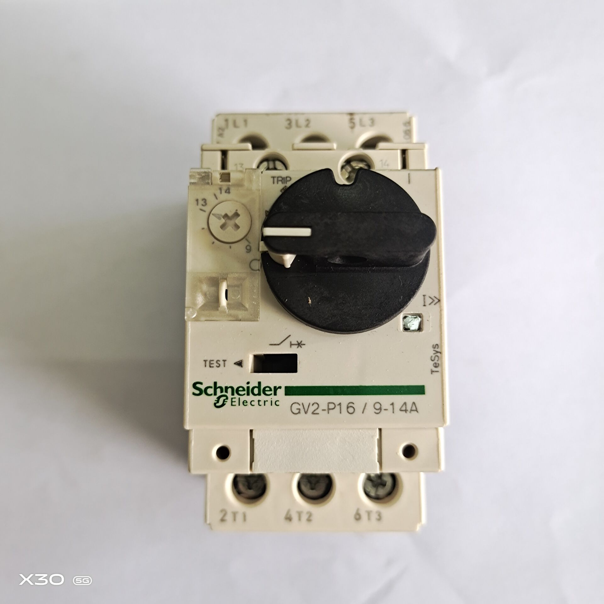 泰国马达保护器GV2P04 GV2P07 GV2P10 GV2P16  P32