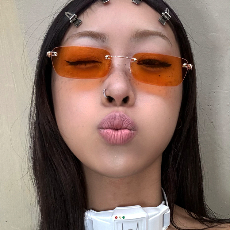 【亚洲眼镜公司】y2k夏日无框彩色方形墨镜男女素颜凹造型太阳镜