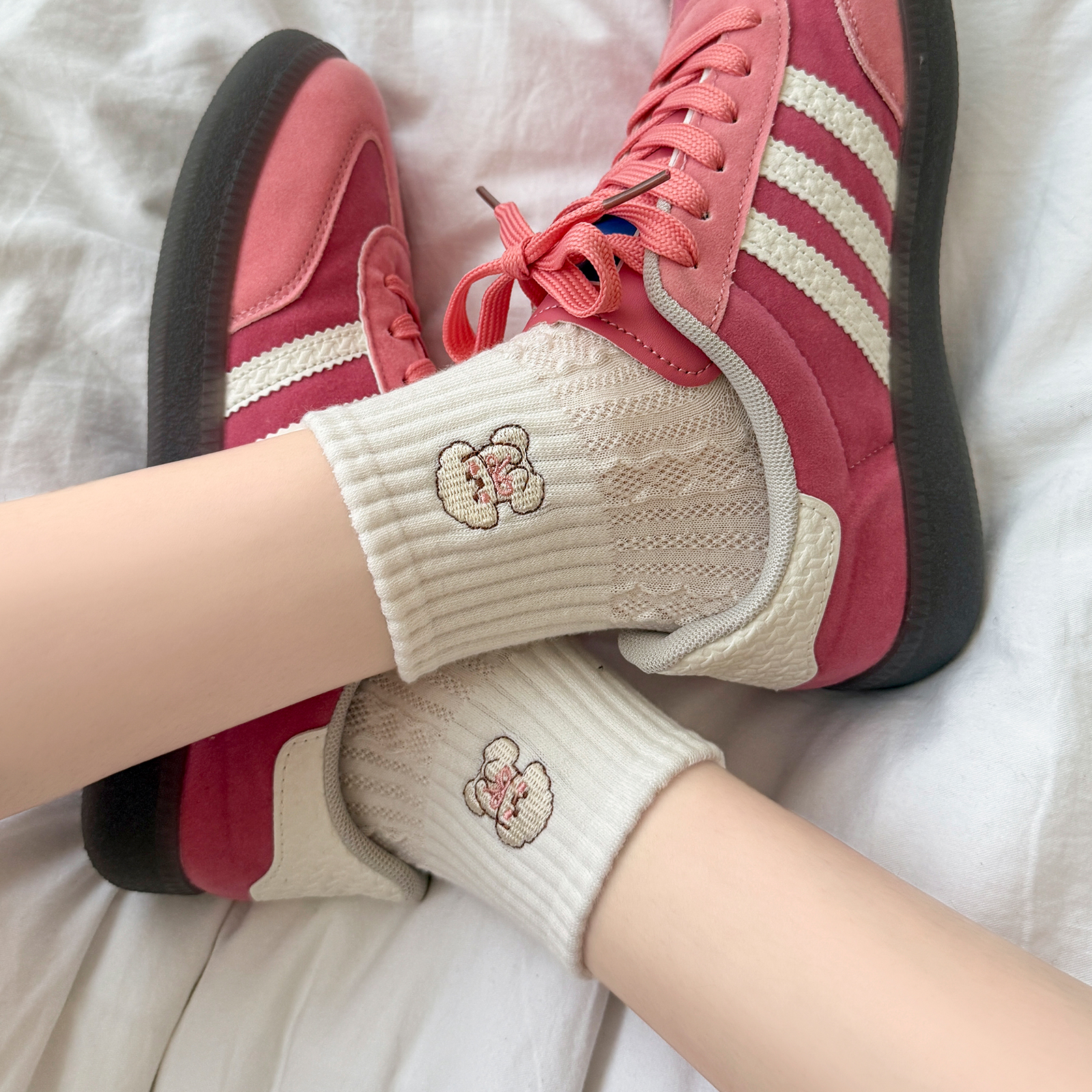 镂空透气春秋新款袜子女纯棉短筒袜春天刺绣短款白色夏天短款低帮