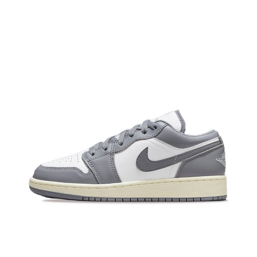 耐克Nike白灰防滑耐磨篮球鞋