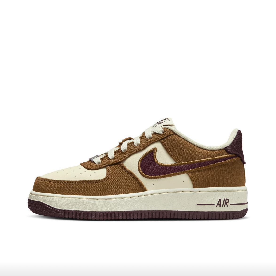 狐狸体育 耐克Nike Air Force 1 棕色时尚潮流低帮板鞋FN4731-200