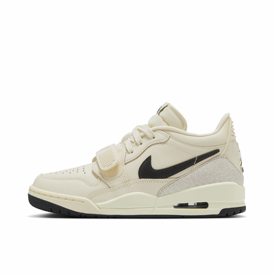 耐克Nike白黑复古篮球鞋