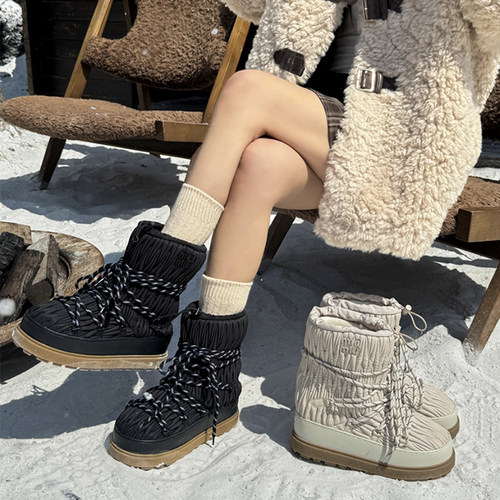 阿miu厚底褶皱雪地靴女2024冬季新款加厚防滑保暖棉鞋中筒滑雪鞋