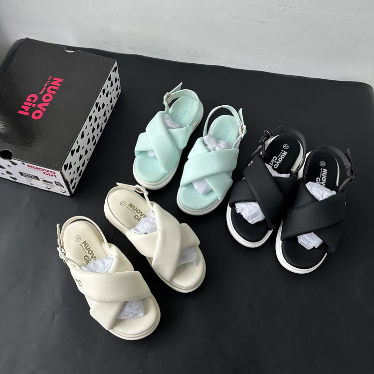 2025新款时尚休闲厚底露趾凉鞋