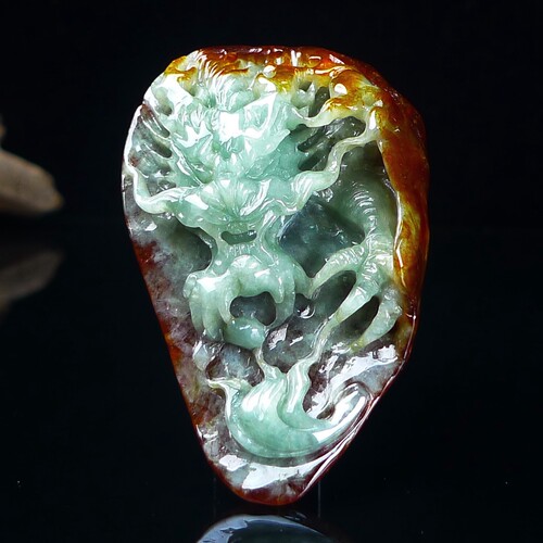 缅甸天然翡翠A货冰红双彩龙牌