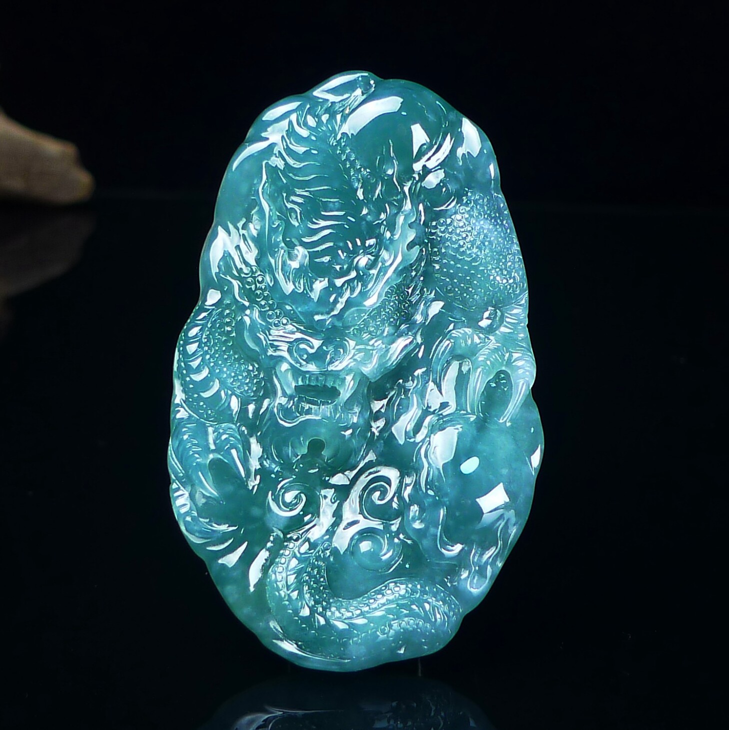 天然翡翠A货油绿龙牌玉石挂件 冰润蓝水翡翠龙牌吊坠 龙霸天下