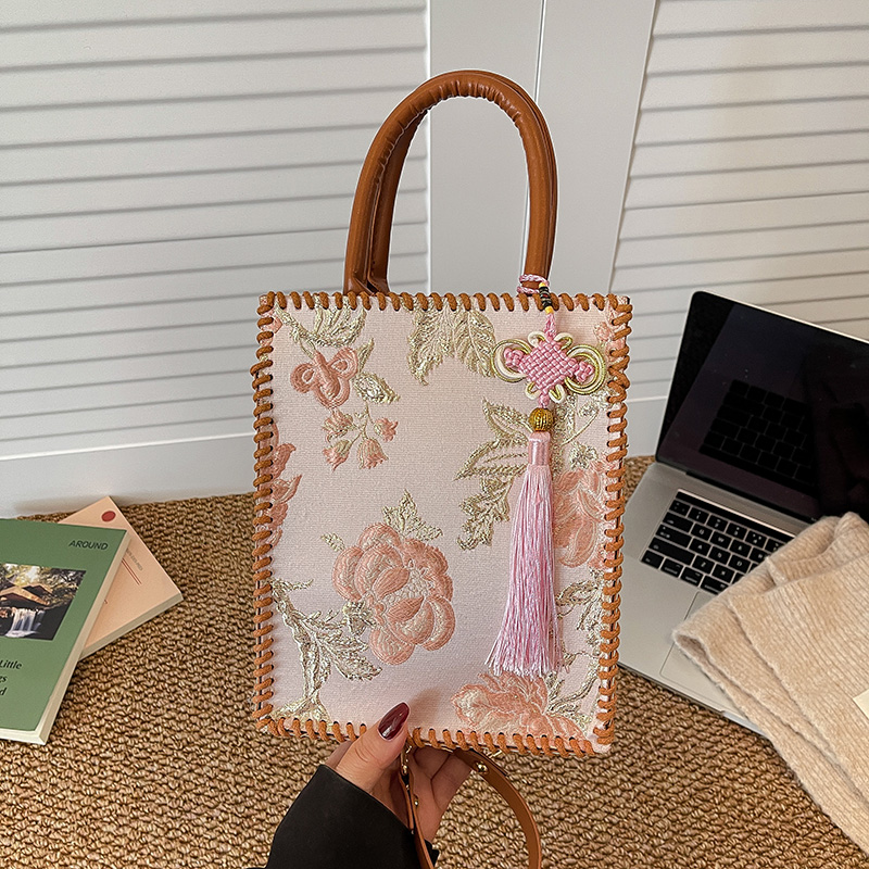 萌垚DIY编织包材料包花朵刺绣