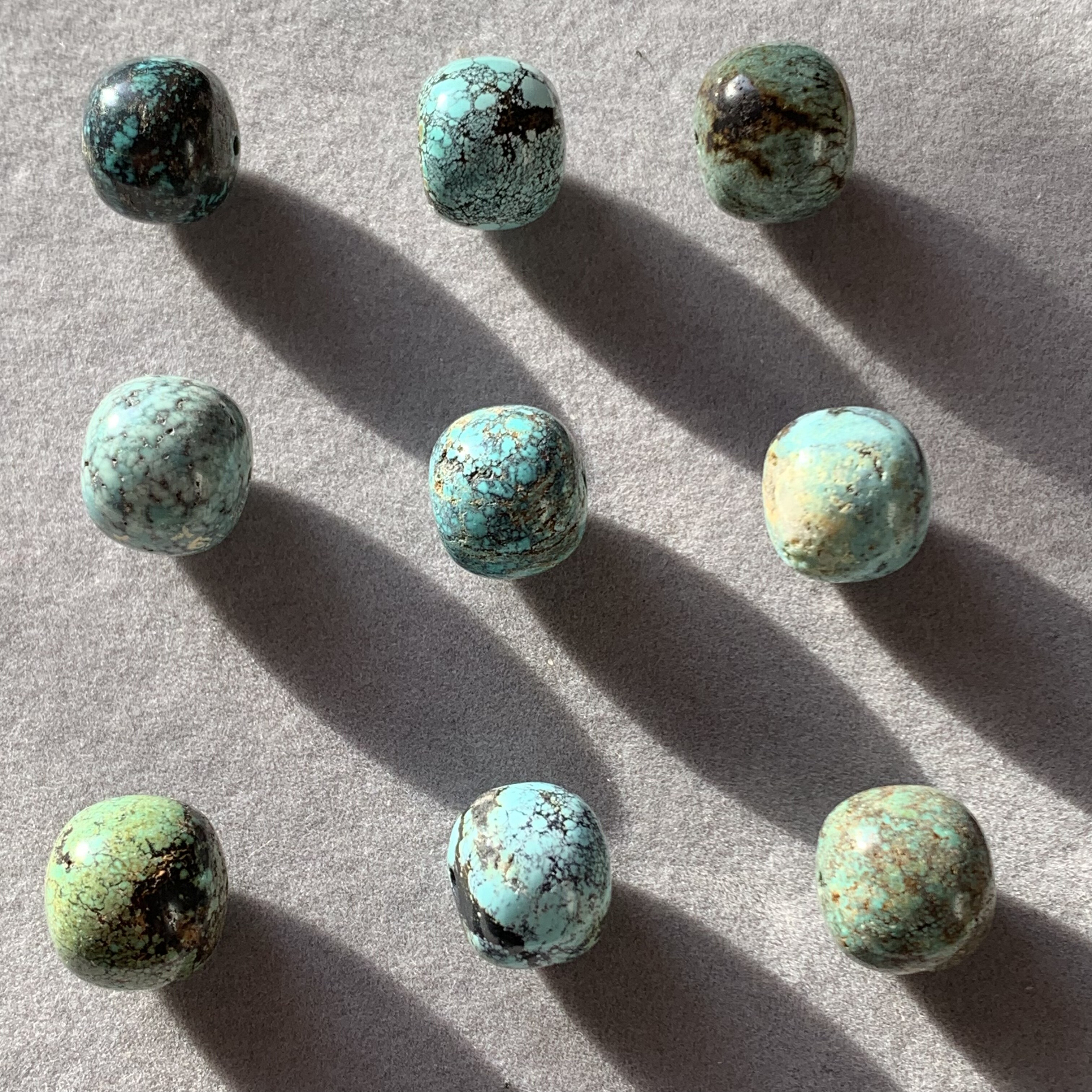 湖北原矿绿松石老型配串网花圆珠散珠单珠配珠项链锁骨珠diy配饰