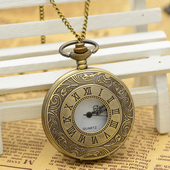 时尚 经典 复古翻盖怀表女罗马数字情侣礼物石英非机械电子表男 包邮