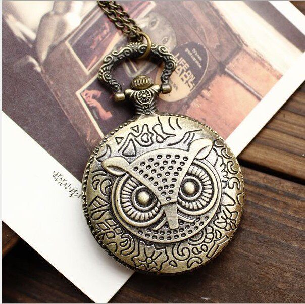 包邮潮流时尚老年人怀表男女复古翻盖猫头鹰韩版学生情侣手表批零