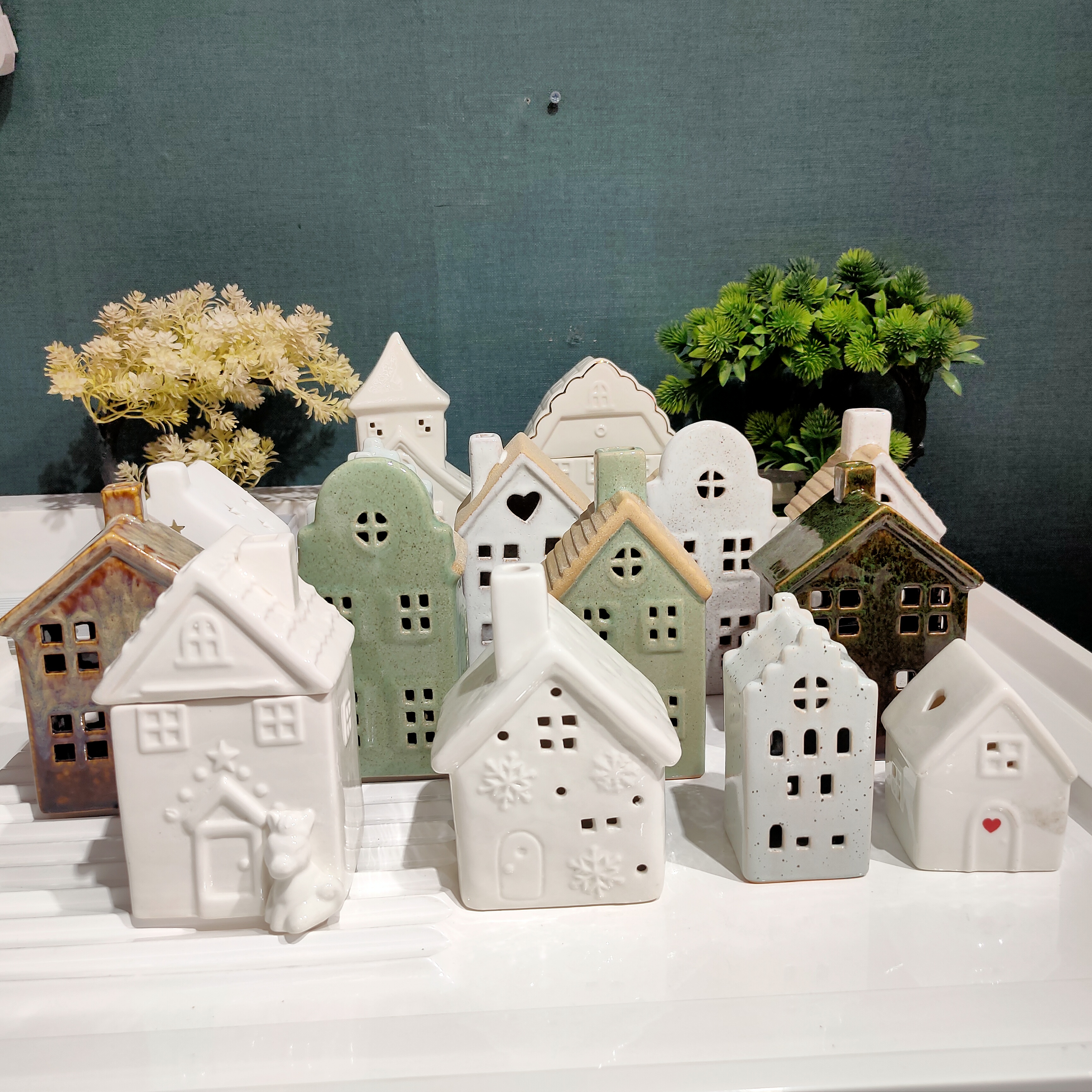 15款新品高温瓷房子夜灯罐子摆件