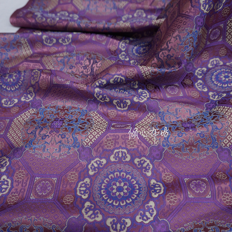 胭脂紫色螭龙纹宝相花纹八达晕纹织锦缎宋锦布料中式丝绸缎子面料