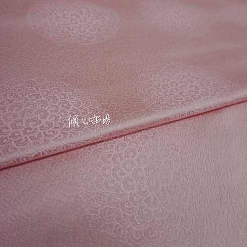 干净水粉色满地祥云团云纹织锦缎