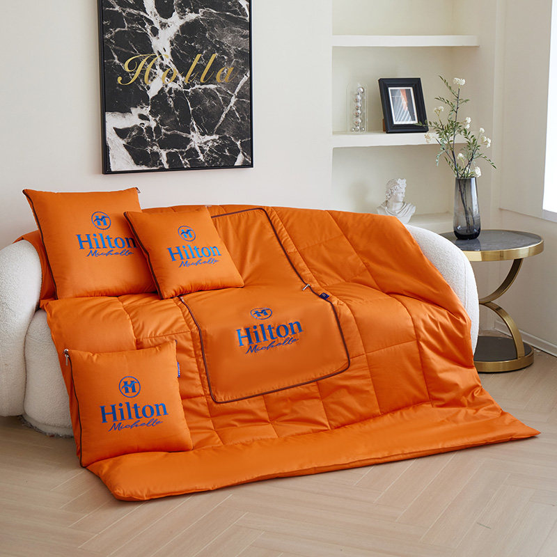 全棉抱枕被子两用车载靠枕办公室沙发纯棉可折叠午睡毯二合一礼品