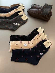 25秋冬韩版 st羊毛百搭复古花朵木耳边可堆堆小众减龄秋冬袜子女