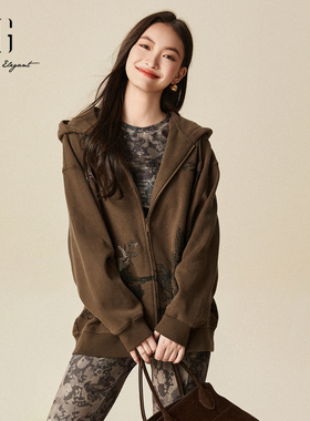 xg雪歌刺绣字母提花宽松休闲连帽卫衣外套女2024冬款XJ401050A309