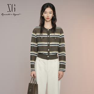 XG雪歌2025秋miu系通勤撞色镂空条纹针织开衫 XK311034B299 女长袖