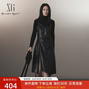 xg雪歌摩登两件套设计感皮质吊带连衣裙2024冬装 XJ404011A190 新款