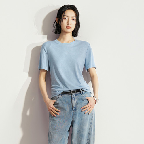 XG雪歌高级感腰侧抽褶设计显瘦极简短袖t恤上衣女夏XM201519A820