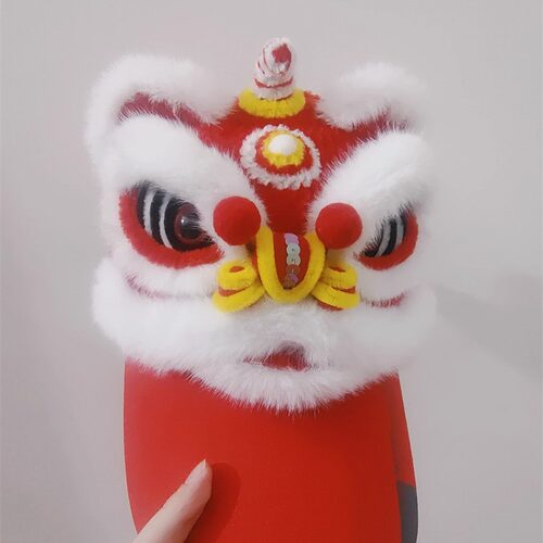 红色醒狮帽子成品佛山非遗文化