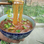 四川苕粉红薯粉广元 苍溪特色小吃纯红苕粉条火锅粉酸辣粉宽粉500g