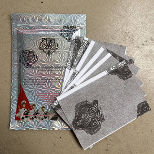 越南进口万金筋骨军贴老虎牌膏药军膏白虎膏五角星军膏万金筋骨贴