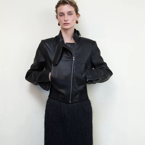 黑色皮衣外套 螺纹收腰皮夹克短款上衣女SIP CLASS