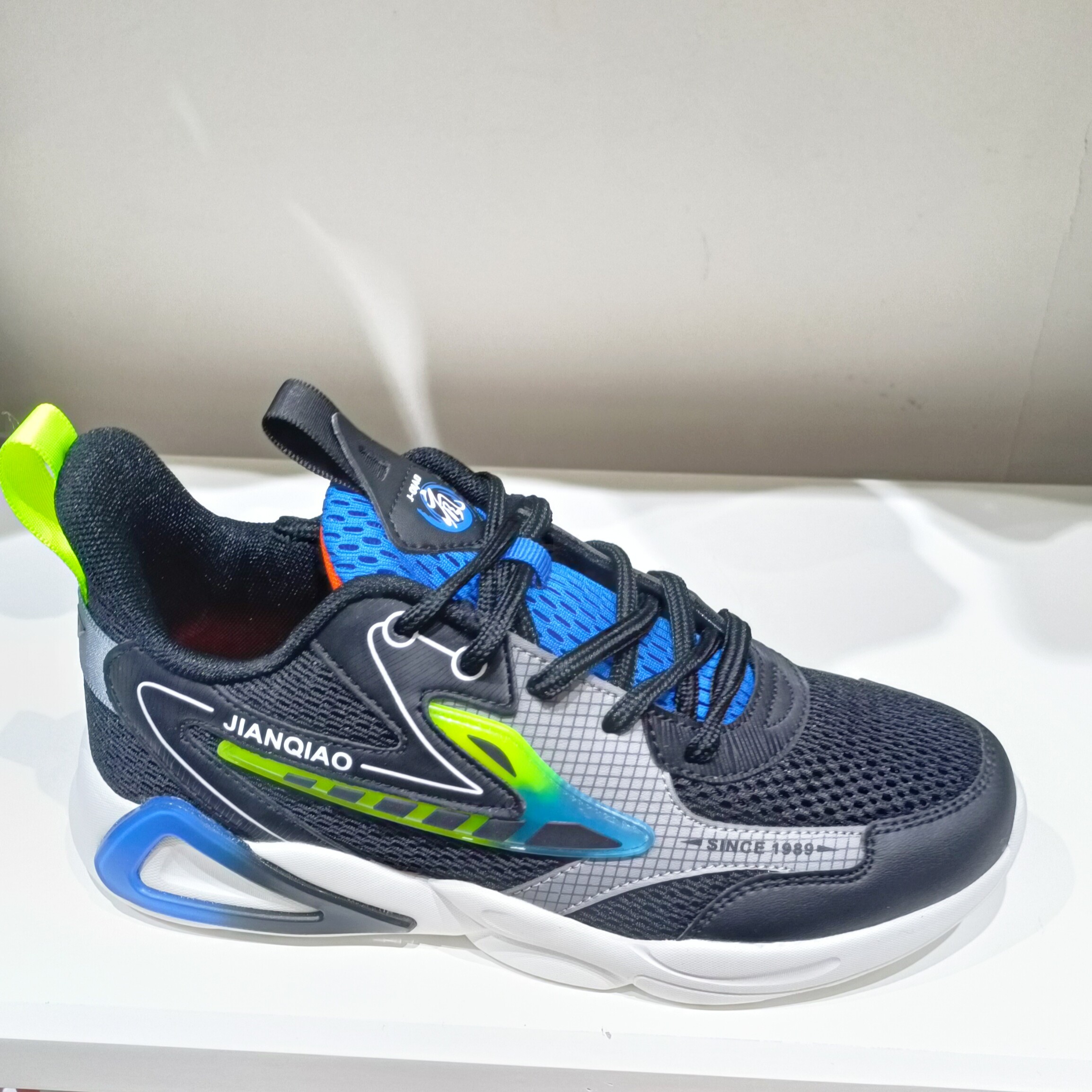 特价剑桥秋季新款双网透气时尚运动鞋38-42码青少年跑步鞋