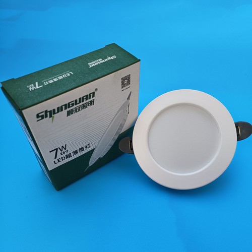 顺冠照明家装LED筒灯无频闪护眼