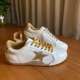 2025新款星星鞋百搭板鞋夏季四季款设计平底软真皮透气不闷脚女鞋