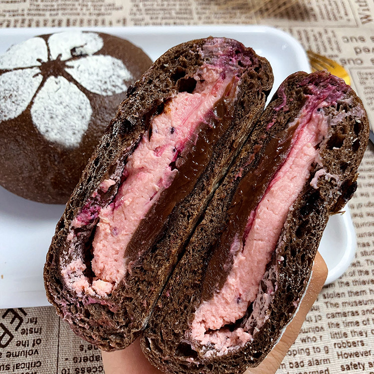 焙夫熊猫蓝莓巧克力软欧面包