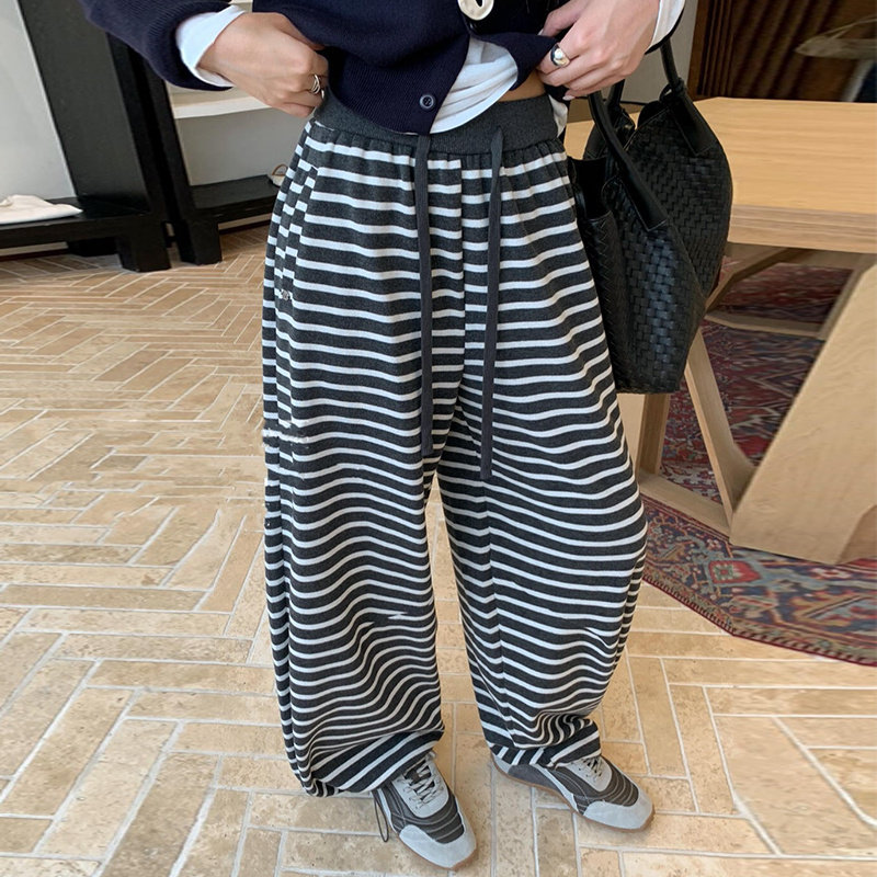 秋冬新款宽松垂感阔腿裤弯刀裤