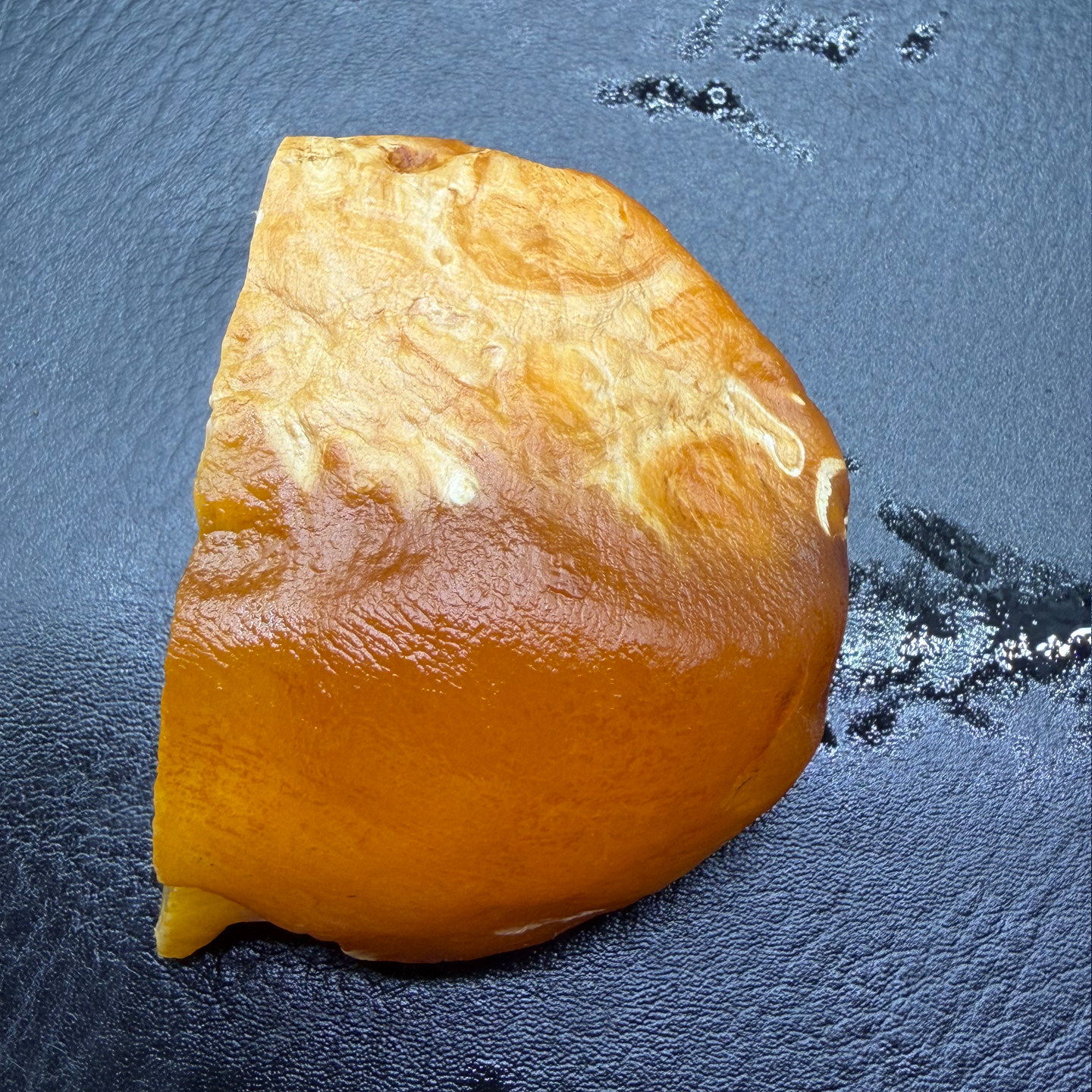 中杭天然原矿琥珀蜜蜡原石鸡油黄橘白色水滴吊坠平安面包圈公主扣