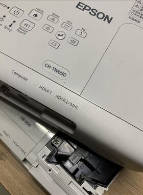 专业维修爱普生投影机不通电CB-S05 X05 FH52 TW750 W01 TW5600