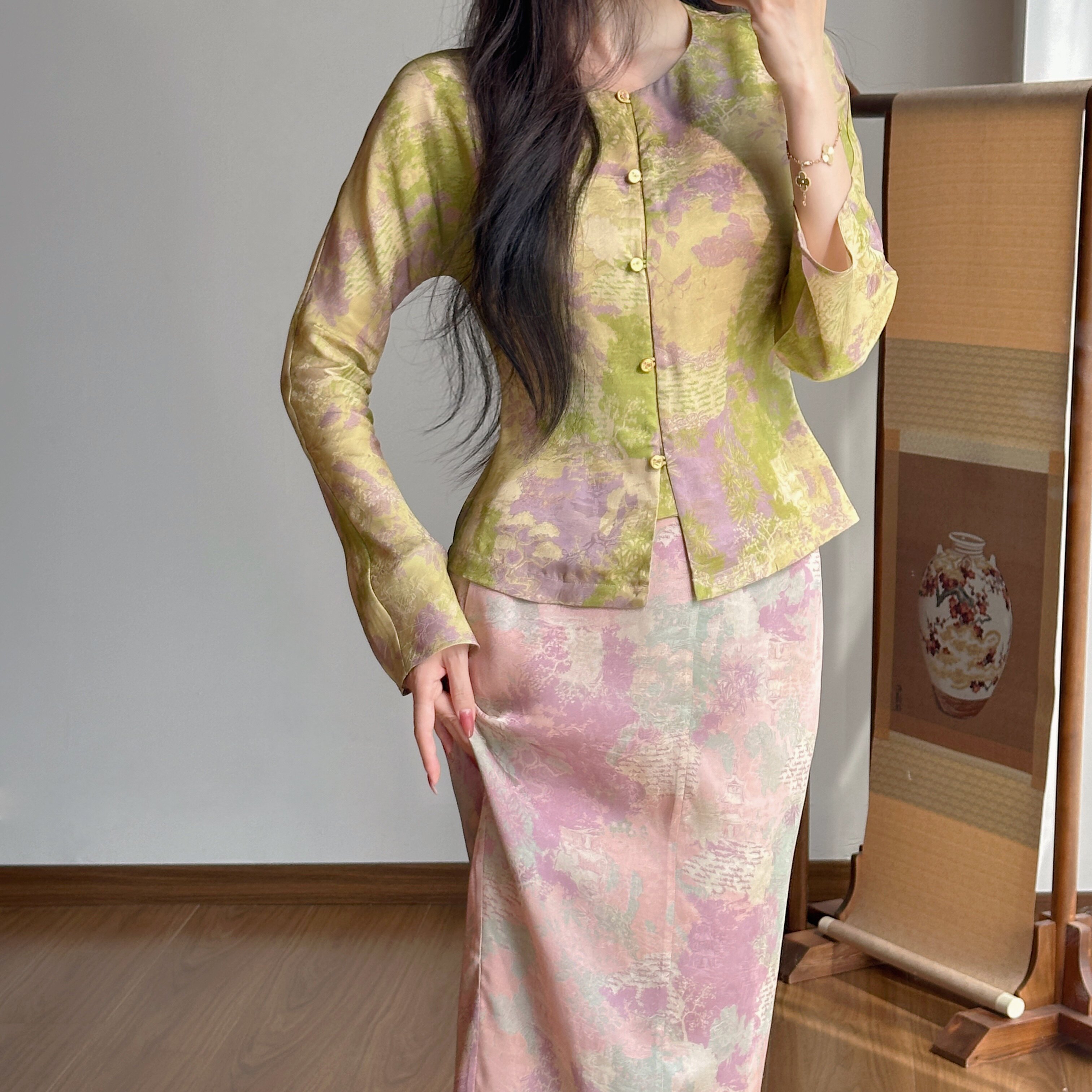起源学原创新中式国风小众圆领醋酸手绘长袖衬衫女新款短款上衣女