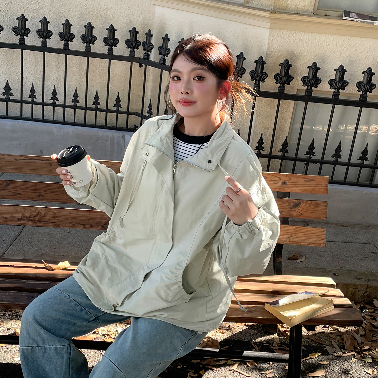 欧尼不胖韩系独特超好看工装外套大码女装胖mm设计感情侣风衣